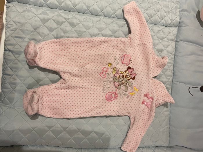 Pyjamas 1 mois - photo numéro 3