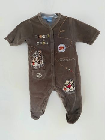 Pyjama Disney Winnie en taille 1 mois