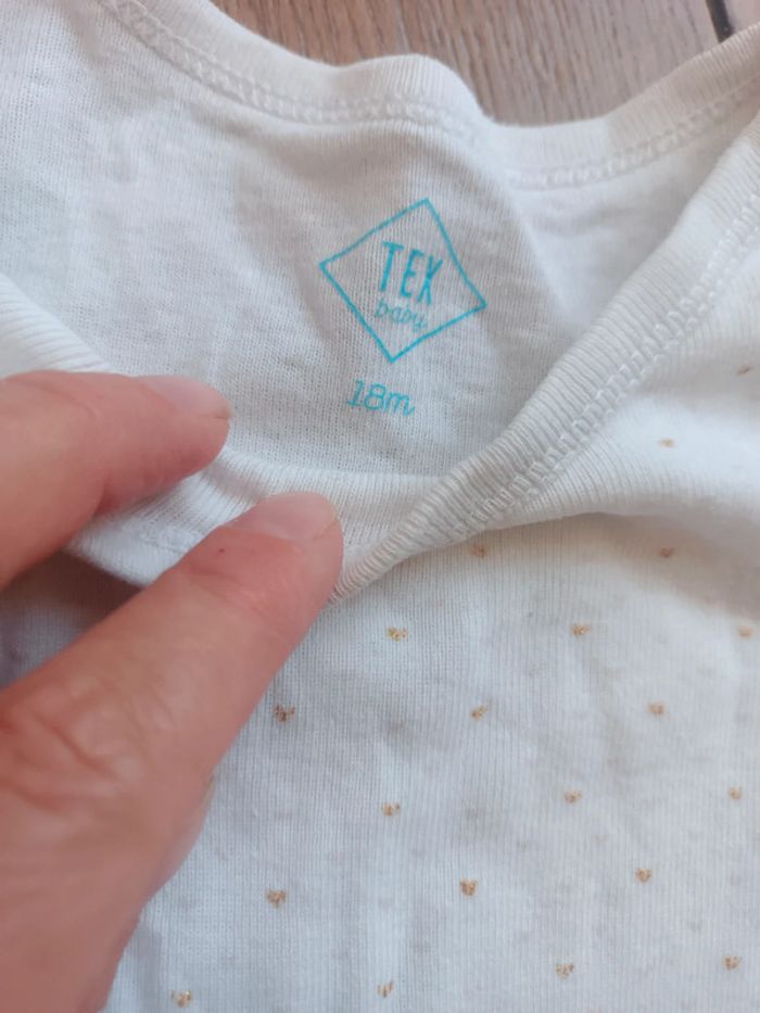 Bodies blanc manches longues petit cœur dore - photo numéro 2