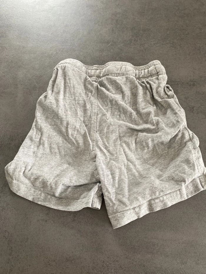 Short Kiabi - photo numéro 3