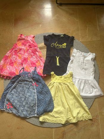 Lot de 5 robes 18 mois 
