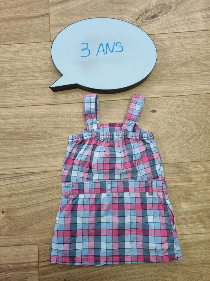 Robe 👗 3ans - photo numéro 2