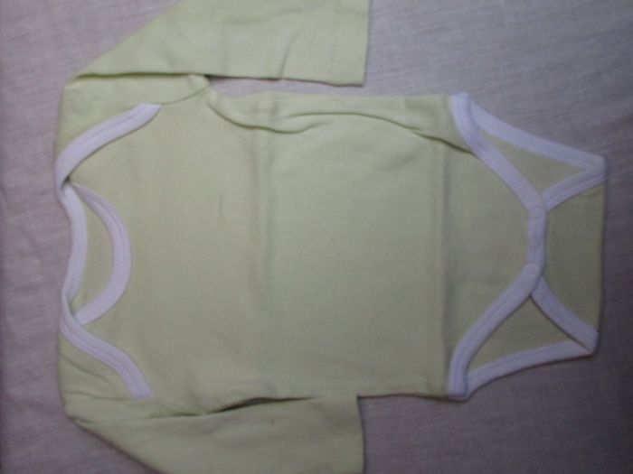 Lot de 4 body, 3 mois - photo numéro 2