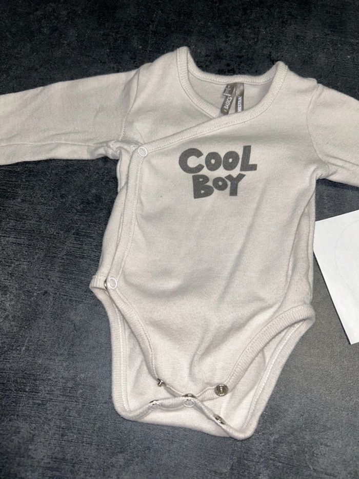 Body bébé - photo numéro 2