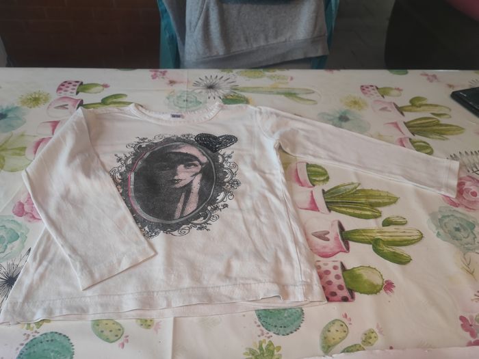 T-shirt ML blanc avec dessin 4 ans fille