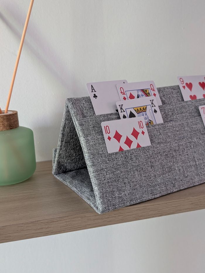 Porte cartes de jeu modèle gris uni - photo numéro 4