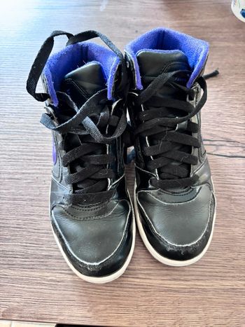 Baskets montantes Nike 33,5