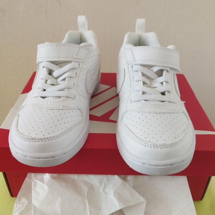 basket Nike Neuf enfant 28