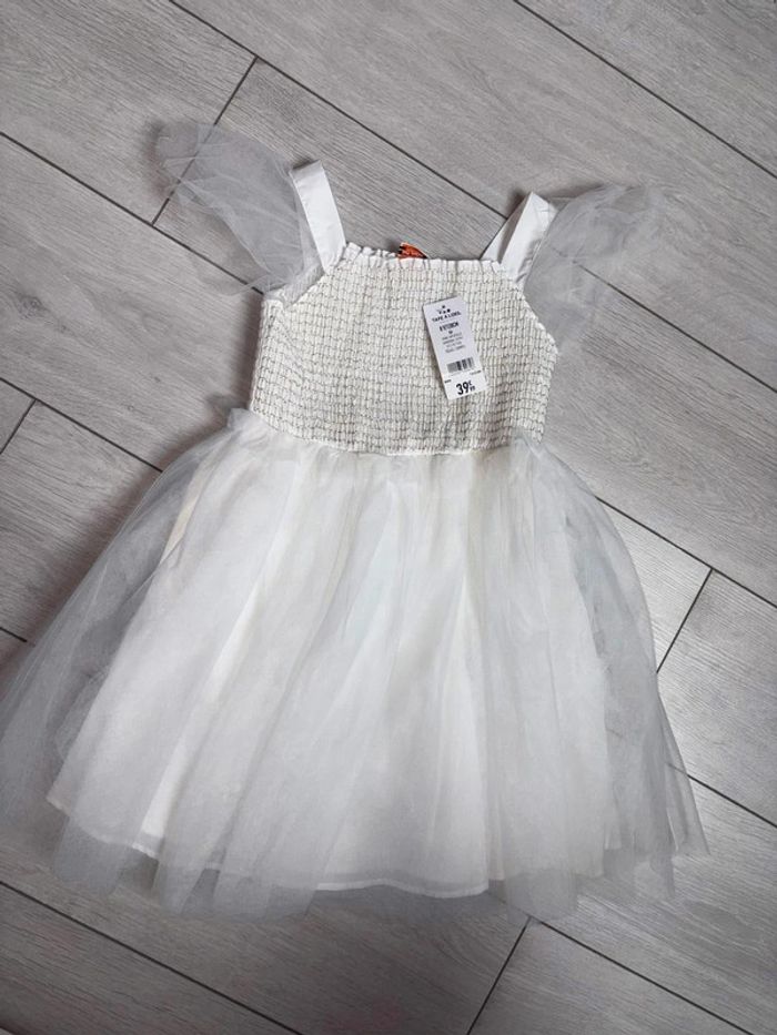 Robe neuve idéal cérémonie mariage baptême