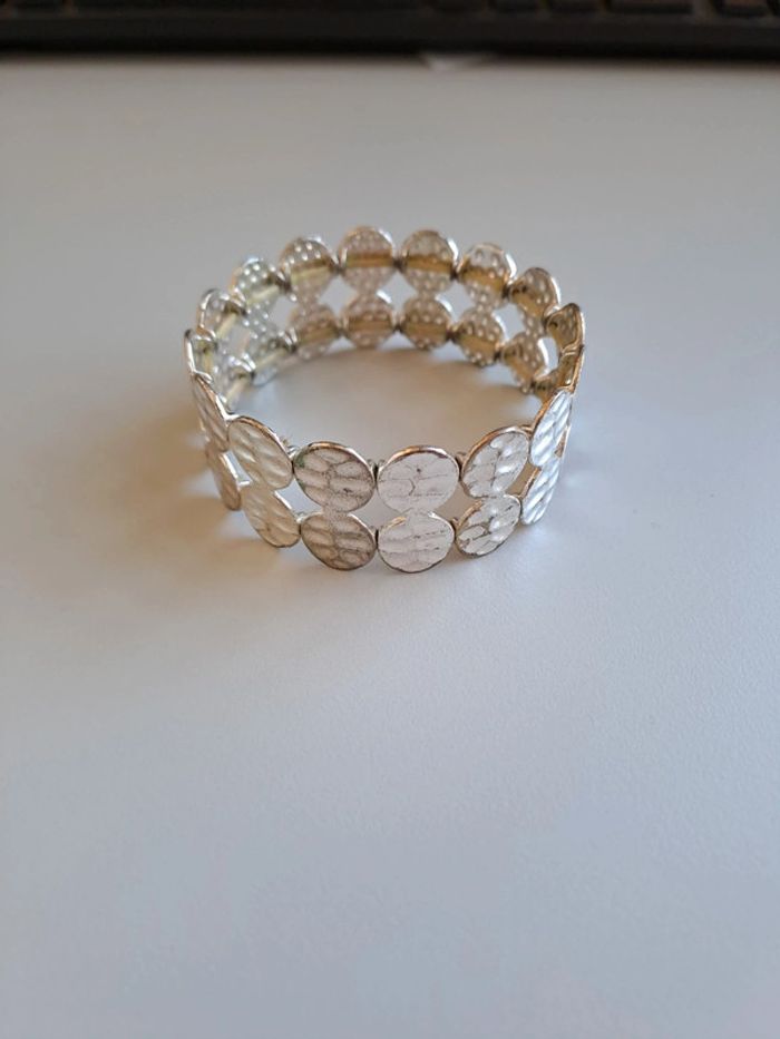 Bracelet élastique métal argenté perles martelées
