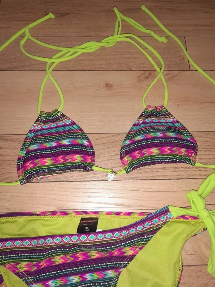 Maillot de bain coloré - photo numéro 3