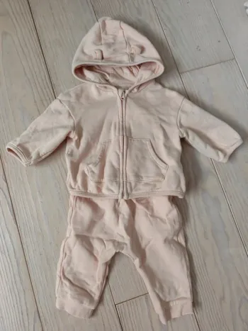 Ensemble rose/beige gilet pantalon bébé fille 6 mois
