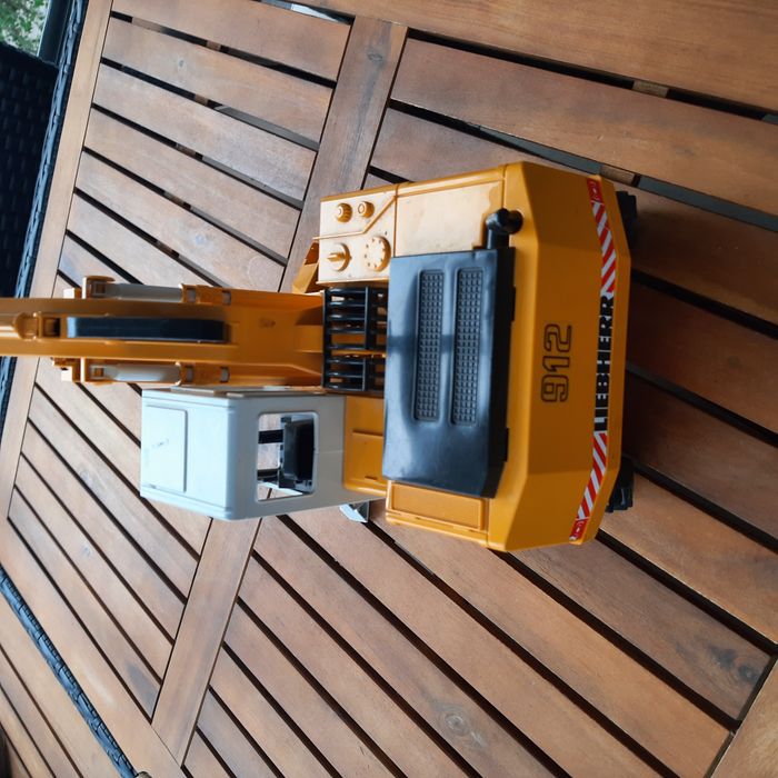 Excavatrice Bruder Liebherr 912 vintage robuste - photo numéro 4