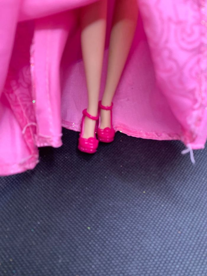 Poupée ariel de disneystore - photo numéro 2