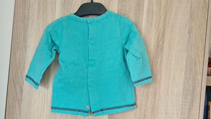 T-shirt manches longues bleu turquoise "plus mignon que moi " en 6 mois - photo numéro 2