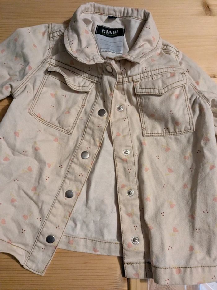 Très belle veste en jean beige