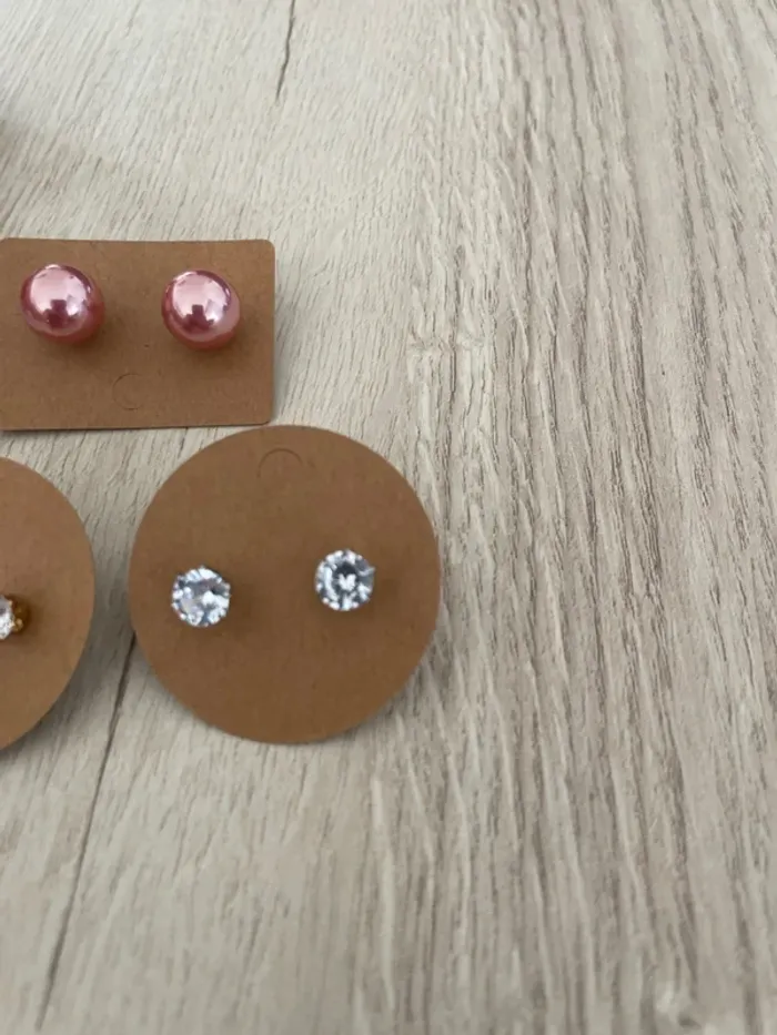 Lot de paires de boucles d’oreilles neuves - photo numéro 4