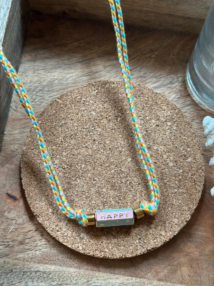 Collier ajustable coloré avec pendentif “Happy” - photo numéro 5