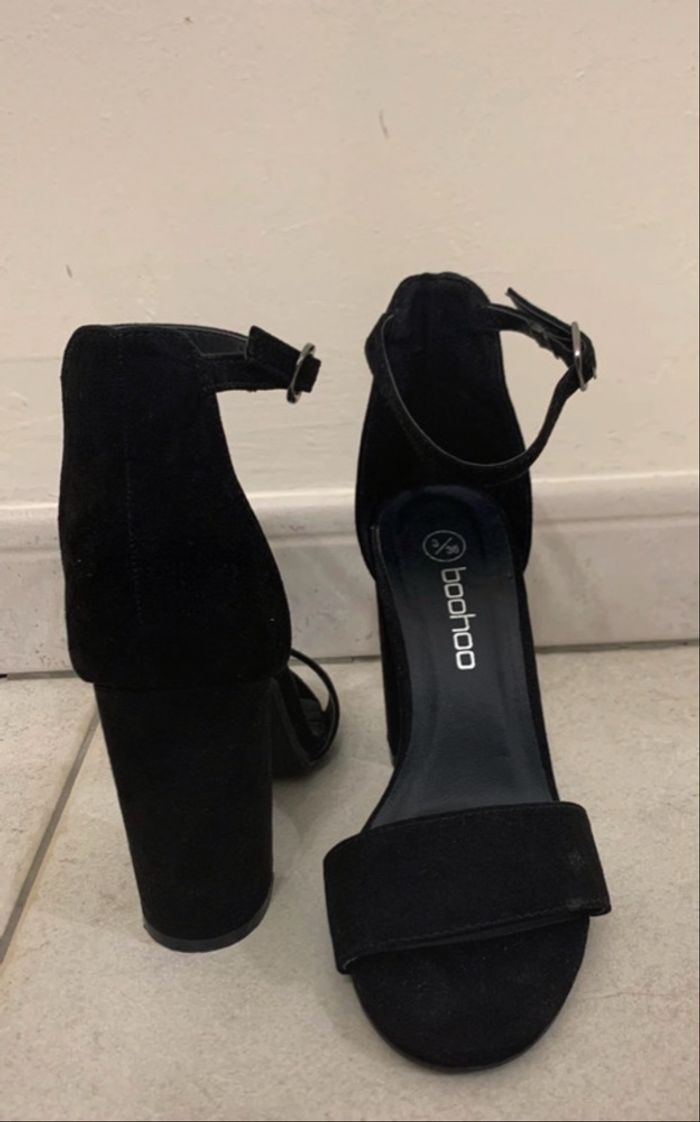 Talon noir - photo numéro 2