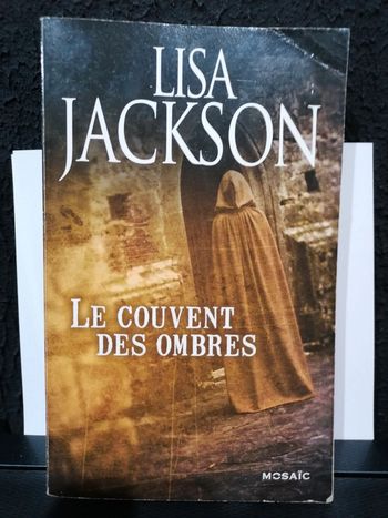 Le couvent des ombres