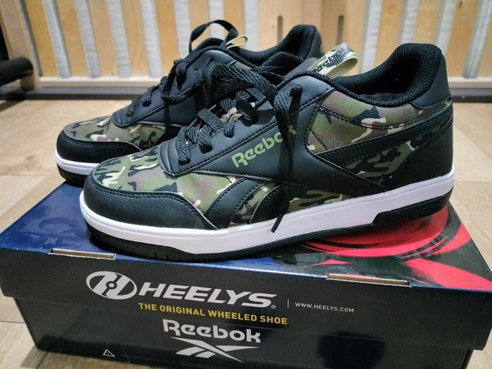 Heelys x Reebok Cl Court Low édition spéciale camouflage T.42  neuves