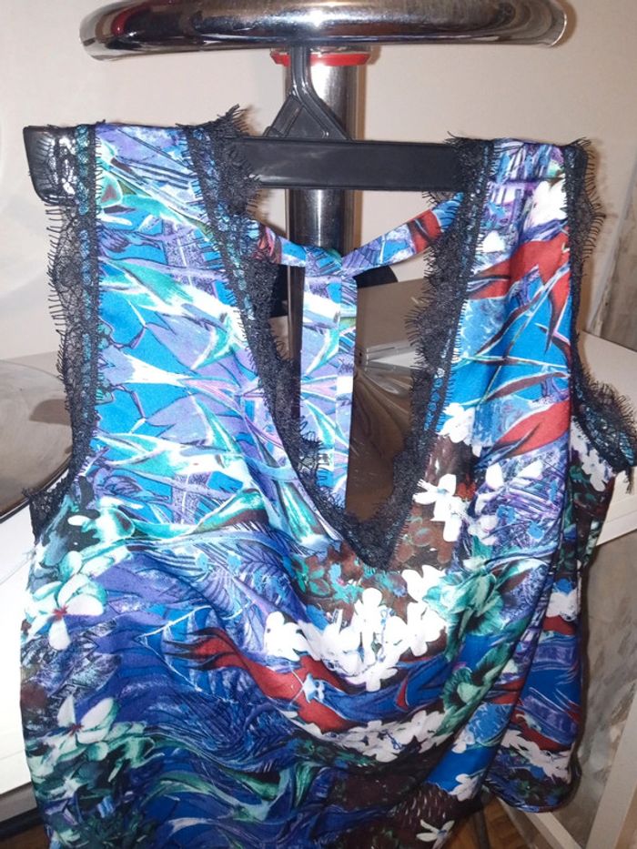 Magnifique chemisier taille S - photo numéro 3