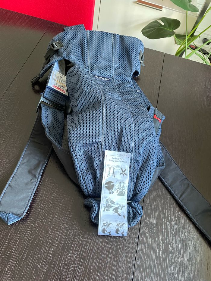 Porte bébé mini bleu marine mesh 3D babybjorn - photo numéro 4