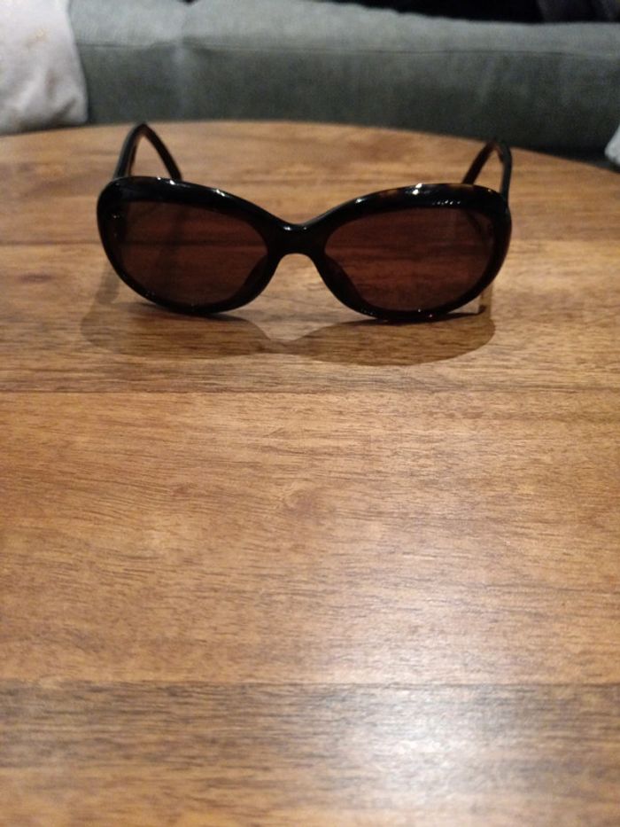 Lunette de soleil Giorgio armani - photo numéro 3