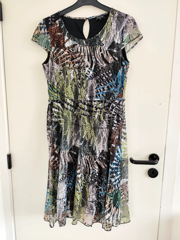 Belle robe d'été évasée Pause Café motifs jungle 38 très bon état - photo numéro 5