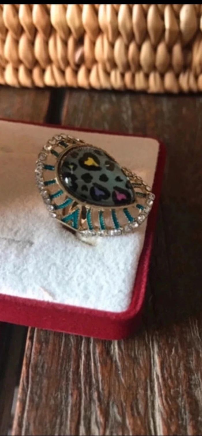 Magnifique bague réglage avec strass et pierre façon léopard - photo numéro 11