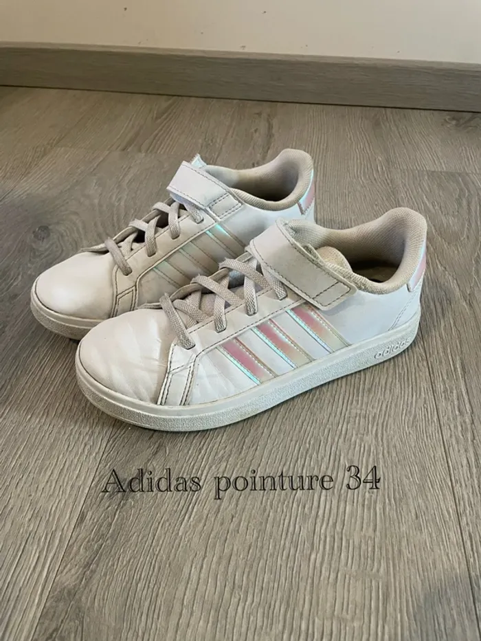 Baskets blanches Adidas - irisé - Pointure 34