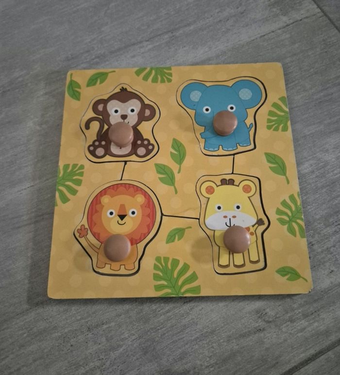Puzzle des animaux en bois