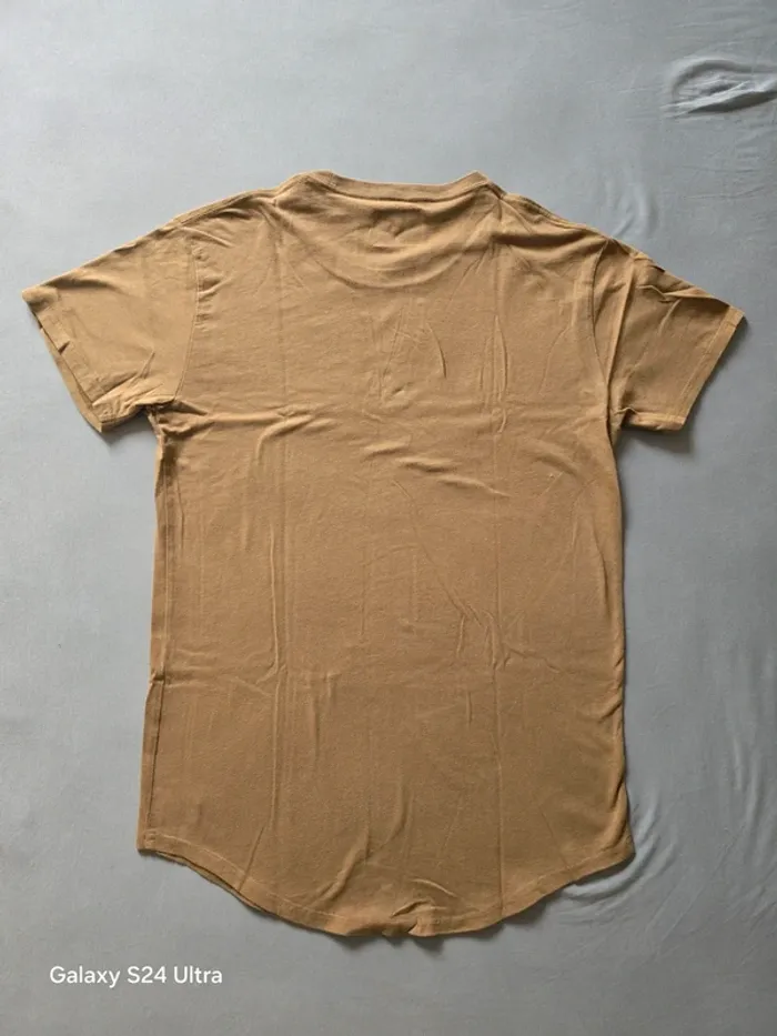 T-shirt camel Hollister - Coupe moderne, taille M - photo numéro 4