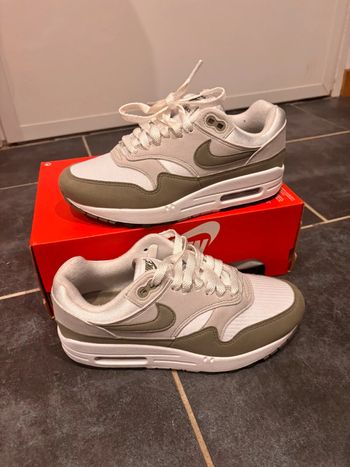 Air Max 1 P.36,5 Neuves unisex