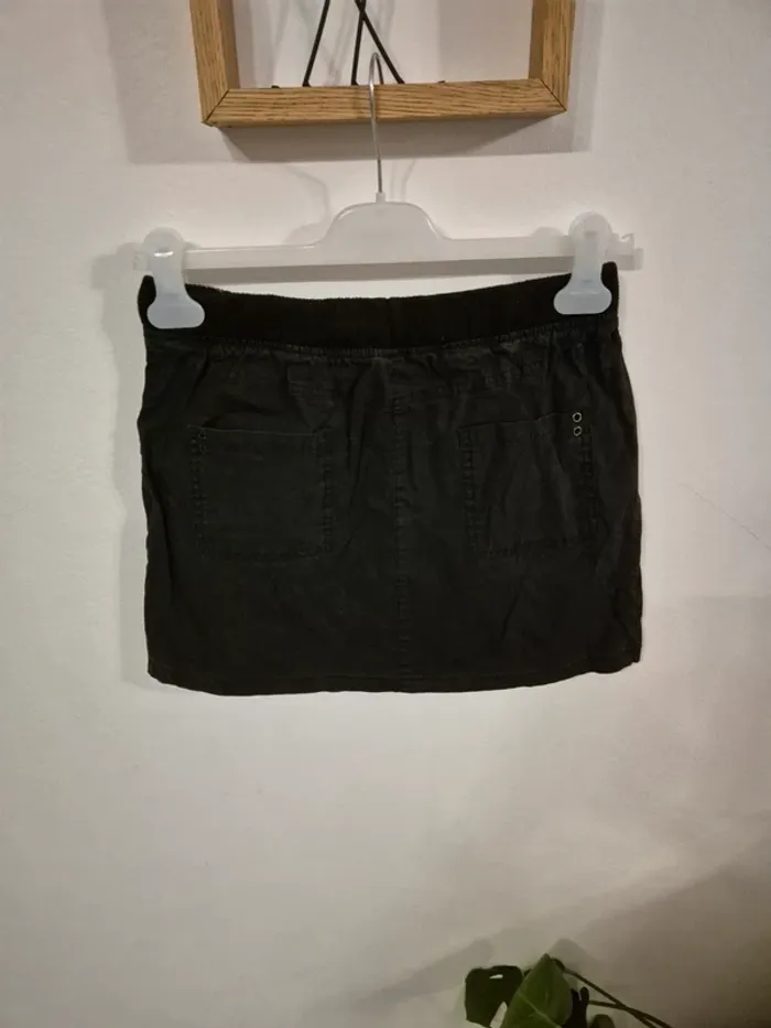 Mini-jupe noire - photo numéro 2