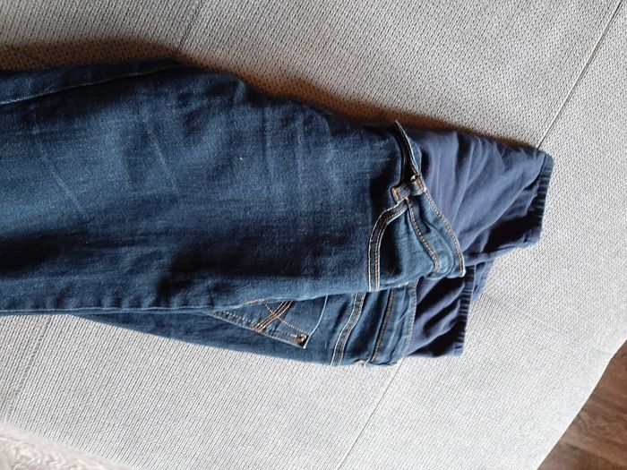 Lot de deux jeans de grossesse - photo numéro 5