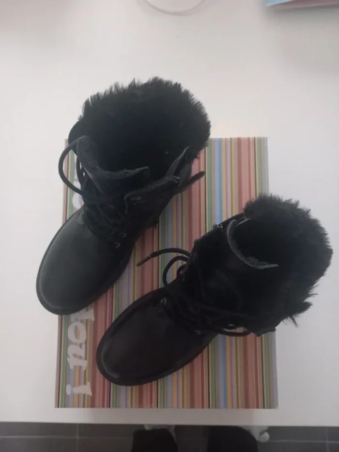 Jolies bottines Shoe.bi.dou ! - photo numéro 2