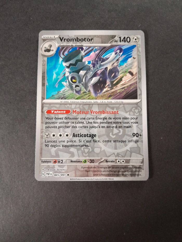 Carte Pokémon Vrombotor Holographique 65/091