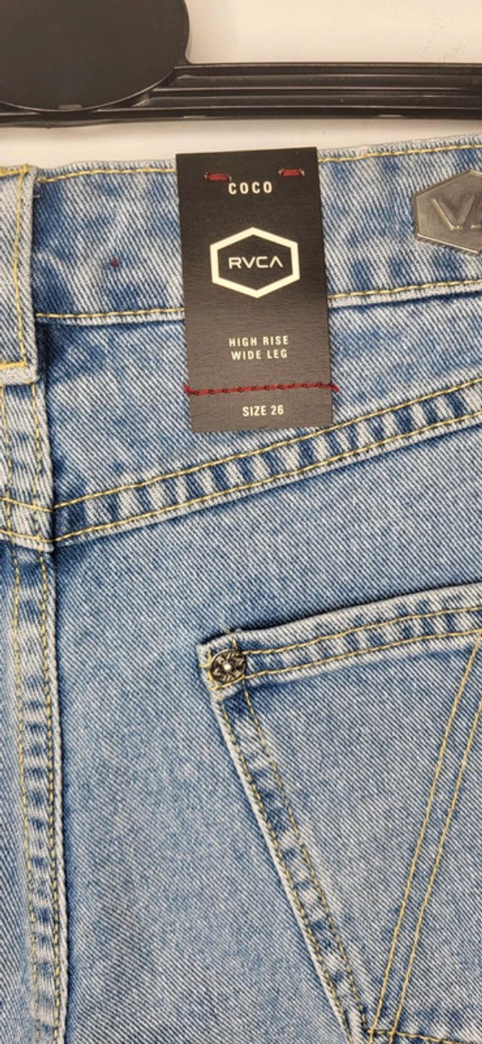 Short jean taille haute RVCA T.36 - photo numéro 11