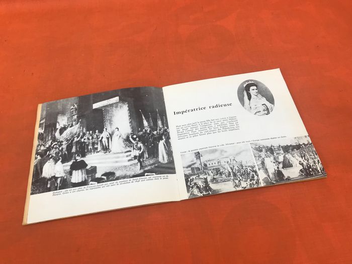 Livre-Disque 45 tours Sissi " Les disques Magazines Marie-claire " (1959) - photo numéro 5