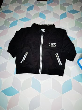 D3821 - veste zippée garçon 18 mois