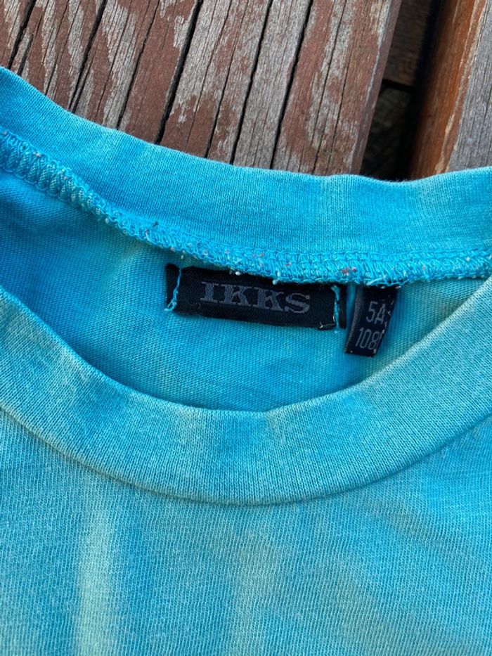 2 T-shirts 5 ans - photo numéro 2