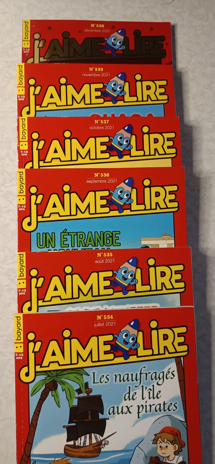 Lot de 11 J'aime lire année 2021 de Janvier à Décembre (Manque Février) - photo numéro 2