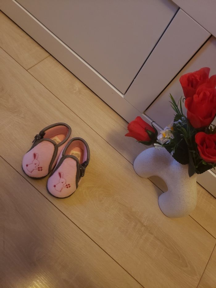 Chaussons 🎀 Mots d'enfants pointure 18 3€ - photo numéro 2