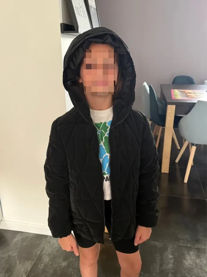 Doudoune noire Zara fille 9 ans - photo numéro 2