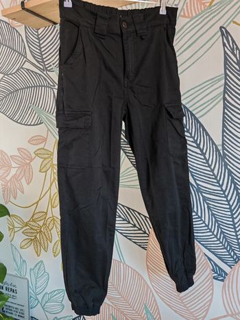 Pantalon cargo LH taille 38