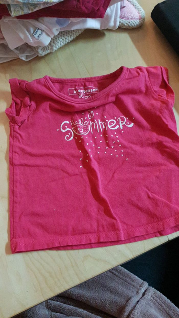 Lot 2 tee shirt