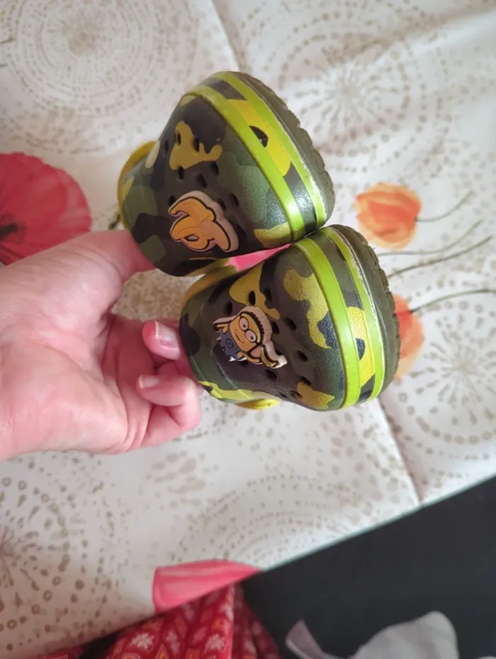 Crocs minions - photo numéro 4