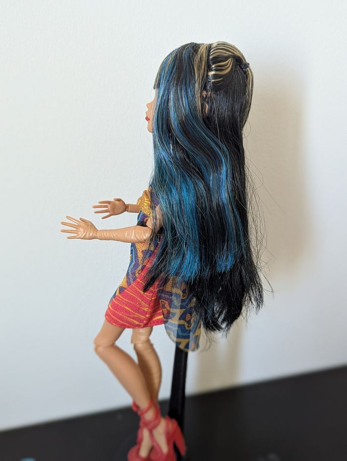 Poupée Monster high Cléo welcome to Monster high complète - photo numéro 7