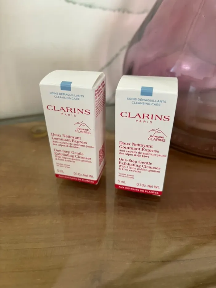 Lot de 2 doux nettoyant gommage express Clarins